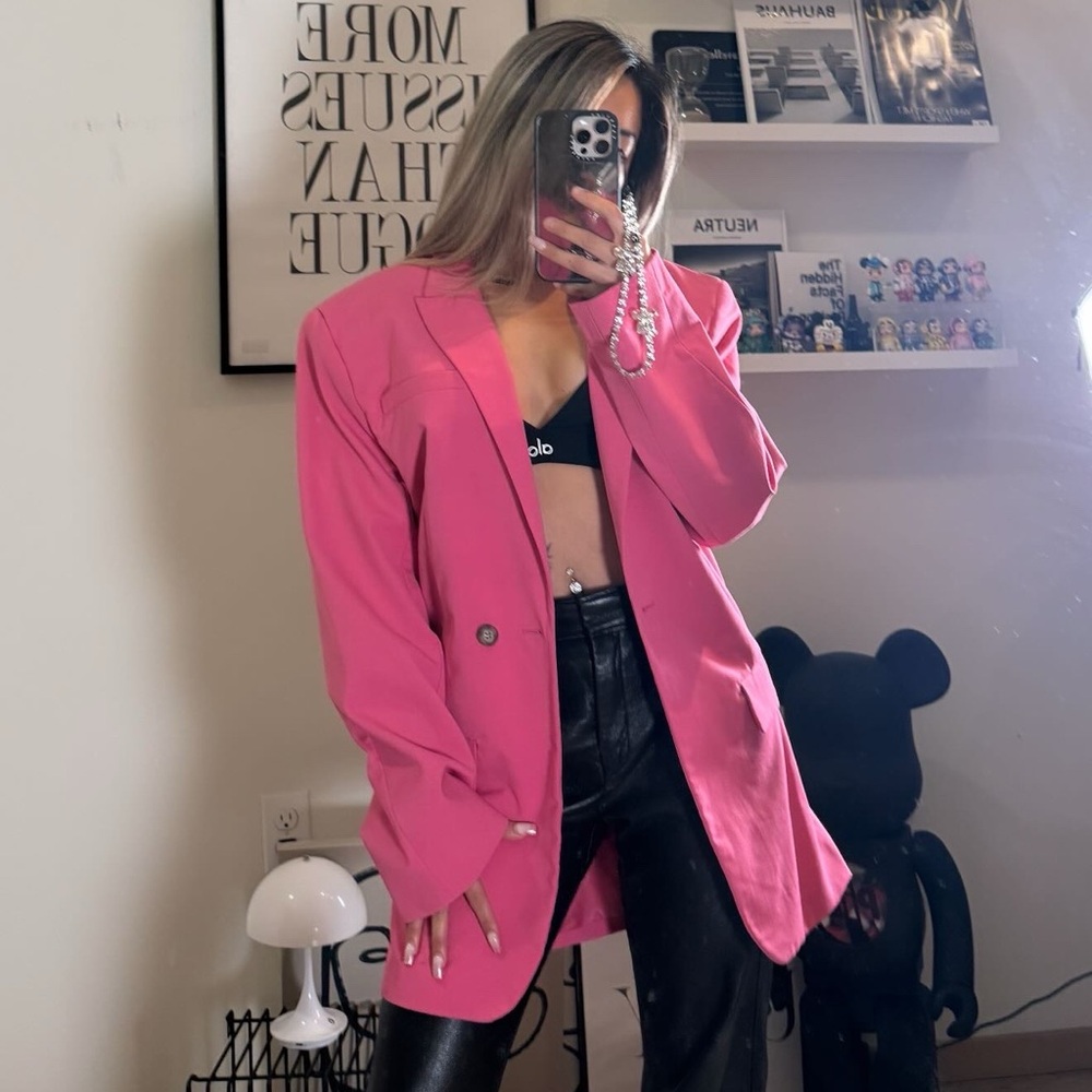 Zara Women's Vibrant Pink Blazer